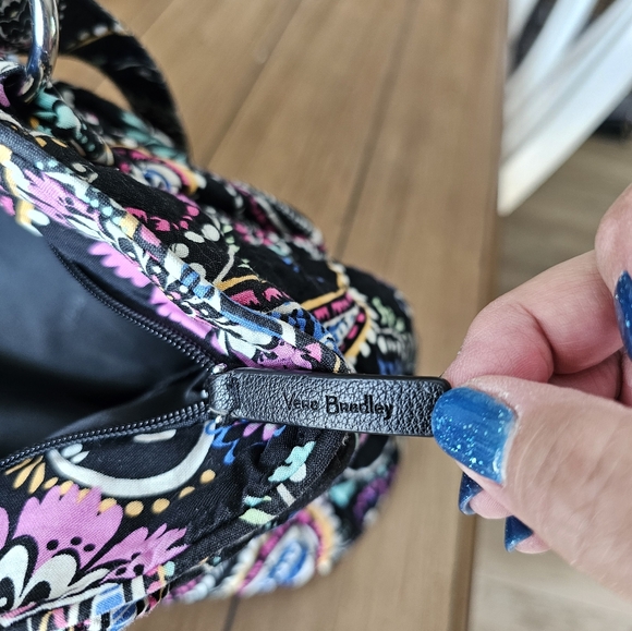 Vera Bradley "Glenna" Style bag in "Bandana Swirl" pattern - Picture 5 of 8